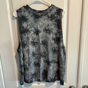 Lululemon Sleeveless Tank Top Size 10